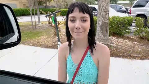 Ultra-Ultra-cute teen is flashing her lil' bumpers to the driver