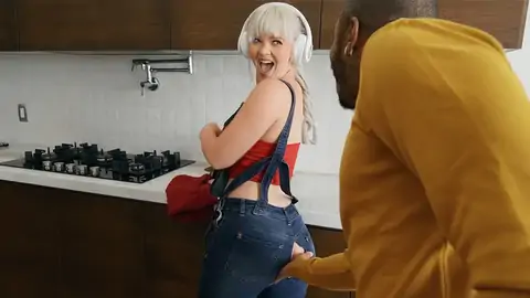 BIG BLACK COCK is nailing curvaceous platinum-ash-light-haired ambisexual-atch in the kitchen